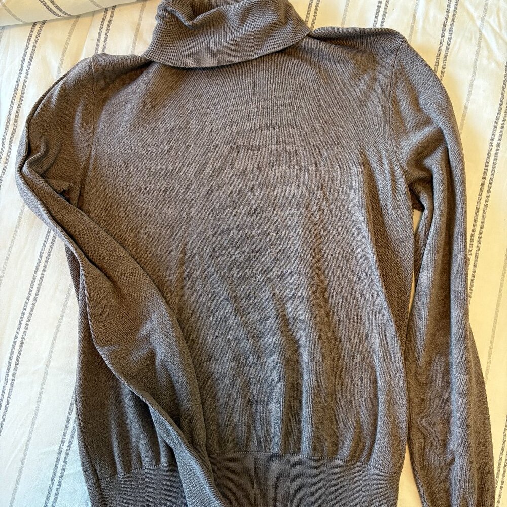 H&M turtleneck sweater